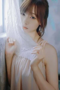 Aesthetic Sunset Portraits: Kan Bu Qing Xiao Gui in YiTuYu Art Language Vol.9137 – Capturing the Magic of Golden Hour Photography-11