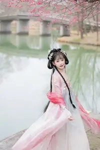 YiTuYu Vol.8759: Jiao Yi Zhi Sui Sui's Grace Amidst Blooming Plum Blossoms-7