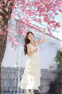 Captivating chickkii: A Vision of Spring Under Cherry Blossoms - YiTuYu Vol.8707-11