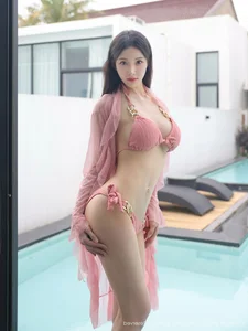 Elegant Asian Fashion Portrait Series featuring Li Shuang Er - XiuRen No.10863 Collection for Modern Style Inspiration and Aesthetic Photography-19