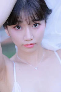 Cozy Aesthetic: Sweetbox Yui’s Teddy Bear Editorial – A Dreamy Visual Journey-0