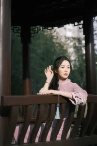 Timeless Elegance of Xiao Ye Ye Lou Xin Yue Moon in YiTuYu Vol.8849-16