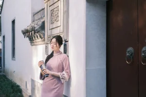 Timeless Elegance of Xiao Ye Ye Lou Xin Yue Moon in YiTuYu Vol.8849-6