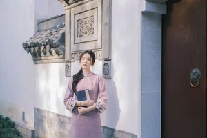 Timeless Elegance of Xiao Ye Ye Lou Xin Yue Moon in YiTuYu Vol.8849-3