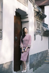 Timeless Elegance of Xiao Ye Ye Lou Xin Yue Moon in YiTuYu Vol.8849-1