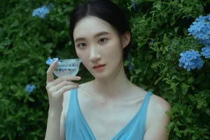 Ethereal Blue Snowflake Aesthetic: Featuring Model A Ji Yuan Zi in Art Language Vol.9320 Photography Collection-9