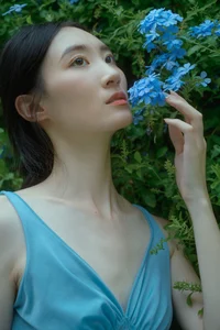 Ethereal Blue Snowflake Aesthetic: Featuring Model A Ji Yuan Zi in Art Language Vol.9320 Photography Collection-8