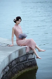 Stunning Portrait Photography: YiTuYu Art Language Vol.9154 Featuring Model 1xx - 25 High-Resolution Artistic Captures-21