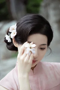 Stunning Portrait Photography: YiTuYu Art Language Vol.9154 Featuring Model 1xx - 25 High-Resolution Artistic Captures-6