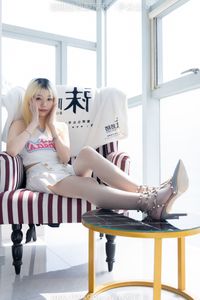 BoBoSocks No.543: Charming Chinese Model's Playful Gaze in a Bright Bedroom.-15