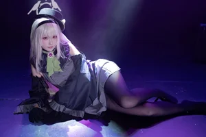 The Enchanting Idol Charm of Sakurako Utazumi by Lunananya - Blue Archive-14