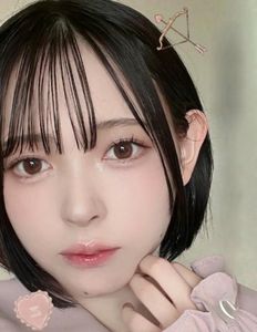 Sweet See-Through Bangs Style: Pretty Girl Shines with Gentle Feminine Charm-13