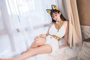 Sakurai Ningning: The Ethereal White Cat Girl Cosplay Aesthetic-28