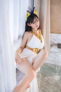 Sakurai Ningning: The Ethereal White Cat Girl Cosplay Aesthetic-14