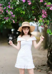 Yukihira Risa: Japanese Star's Gentle Smile in a Summer Straw Hat - TuKuku-13