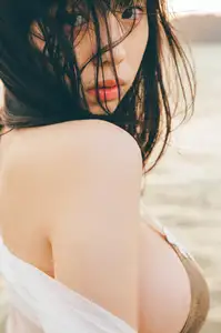 Kikuchi Hina: Captivating Moments in PHOTO BOOK Part02 - Discover Her Alluring Charm-2