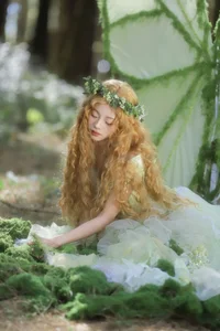 Ethereal Elegance: Exploring Lu Li’s Visual Journey in YiTuYu Art Language Vol. 9028-21