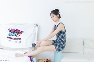 Chinese Model No.2327 Xiao You: Elegant Plaid Dress & Sheer Stockings. Gentle Fashion, Captivating Charm in a Minimalist Setting.-1
