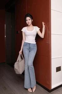 Elegant Fashion Portraiture of Yu Zi Jiang Fish: XiuRen No.10858 High-Definition Photography Collection-18