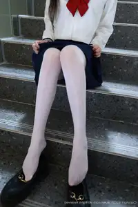 Nuo Mi's Captivating JK Uniform Look: Exclusive XiuRen No.10458 Collection-10