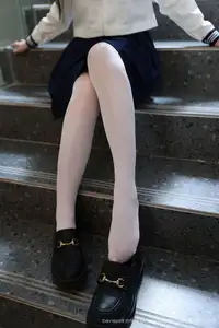 Nuo Mi's Captivating JK Uniform Look: Exclusive XiuRen No.10458 Collection-2