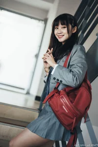 Elegant Campus Fashion: Ruoying’s Sophisticated Urban Style at the University of Science and Technology Beijing (USTB) with Chic Black Stockings-14