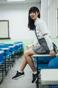 Elegant Campus Fashion: Ruoying’s Sophisticated Urban Style at the University of Science and Technology Beijing (USTB) with Chic Black Stockings-40