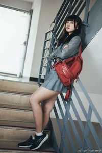 Elegant Campus Fashion: Ruoying’s Sophisticated Urban Style at the University of Science and Technology Beijing (USTB) with Chic Black Stockings-8