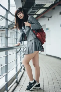 Elegant Campus Fashion: Ruoying’s Sophisticated Urban Style at the University of Science and Technology Beijing (USTB) with Chic Black Stockings-17