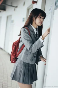 Elegant Campus Fashion: Ruoying’s Sophisticated Urban Style at the University of Science and Technology Beijing (USTB) with Chic Black Stockings-41