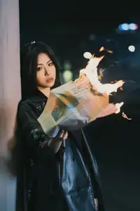 YiTuYu Vol.8615 Shi Yi: Fiery Allure & Decadent Style – A Mysterious Encounter-7