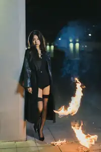 YiTuYu Vol.8615 Shi Yi: Fiery Allure & Decadent Style – A Mysterious Encounter-9