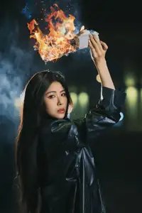 YiTuYu Vol.8615 Shi Yi: Fiery Allure & Decadent Style – A Mysterious Encounter-19