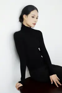 Discover Yi Ming Vol. 8805: Elegant, Captivating Beauty in the YiTuYu Collection-9