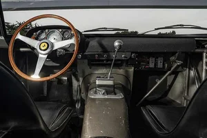 The Legendary White Ferrari 250 GTO: A Multi-Million Dollar Masterpiece of Timeless Elegance-11