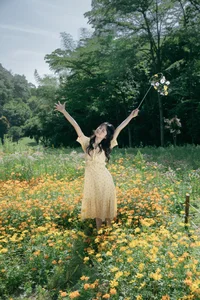 Ethereal Fairy Lake Photoshoot: Li Wo An An in YiTuYu艺图语 Vol.9379 Featuring Unique Floral Art and Dreamy Nature Aesthetics-16