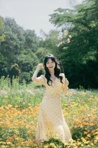Ethereal Fairy Lake Photoshoot: Li Wo An An in YiTuYu艺图语 Vol.9379 Featuring Unique Floral Art and Dreamy Nature Aesthetics-18