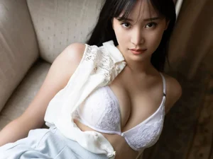 Mariya Nagao Digital Photo Book Vol. 1: Elegant Portrait Photography Collection from FRIDAY Digital - Roka Series-13