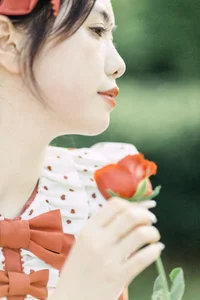 Stunning Aesthetic Portraiture: Li Zhi Mi Ko in YiTuYu Art Language Vol.9145 – Elegant Fashion and Artistic Photography Collection-2