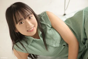 Stunning Aesthetic Portraiture: Yui Iruma LOVEPOP Photoset 19 Collection for Fashion and Lifestyle Inspiration-11