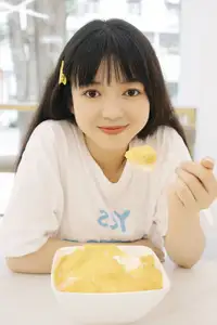 YiTuYu Vol.8664: Kikooo's Fresh Summer Charm – A Glimpse of Lively Urban Beauty-19