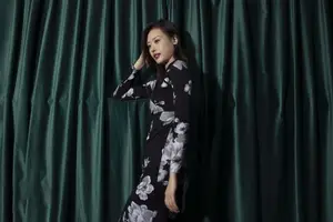 Captivating Chenaling_CL in a Floral Art Dress - YiTuYu Art Language Vol.8809 Chenaling_CL-2