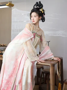 The Timeless Elegance of Li Shuang Er in Dreaming Back to Tang Part01-31