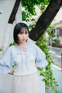 Yuki Yomichi FRIDAY Digital Photo Book: Gyu-tte Shiyo Part 01 – Stunning Japanese Model Lifestyle Photography and Fashion Portraits-2