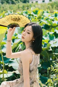 Li Yue in Tranquil Lotus Pond - YiTuYu Art Language Vol.8292: Natural Beauty and Serenity Amidst Green Lotus Leaves-14