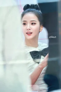 Jisoo BLACKPINK Redefines Barbiecore Aesthetic At The Exclusive Hello Kitty Pop-Up Event-9