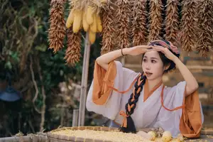 Discover Shen Xuan Mei's Grace in Hanfu Amidst Ancient Village Charm - YiTuYu Vol.8713-8