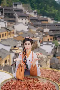 Discover Shen Xuan Mei's Grace in Hanfu Amidst Ancient Village Charm - YiTuYu Vol.8713-14