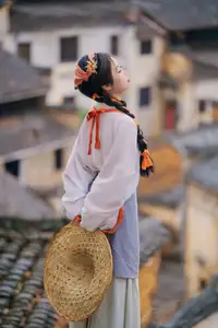 Discover Shen Xuan Mei's Grace in Hanfu Amidst Ancient Village Charm - YiTuYu Vol.8713-11