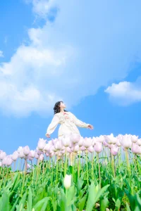 Ethereal Beauty in Flower Fields: YiTuYu Vol.8915 Disexi Si Ning-18